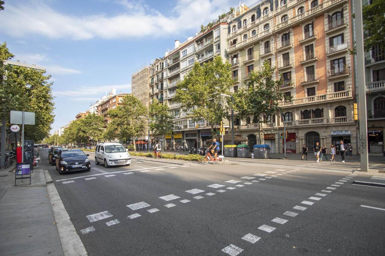 63Par1016- Sunny Apartment In Paralel Barcelona Exterior photo
