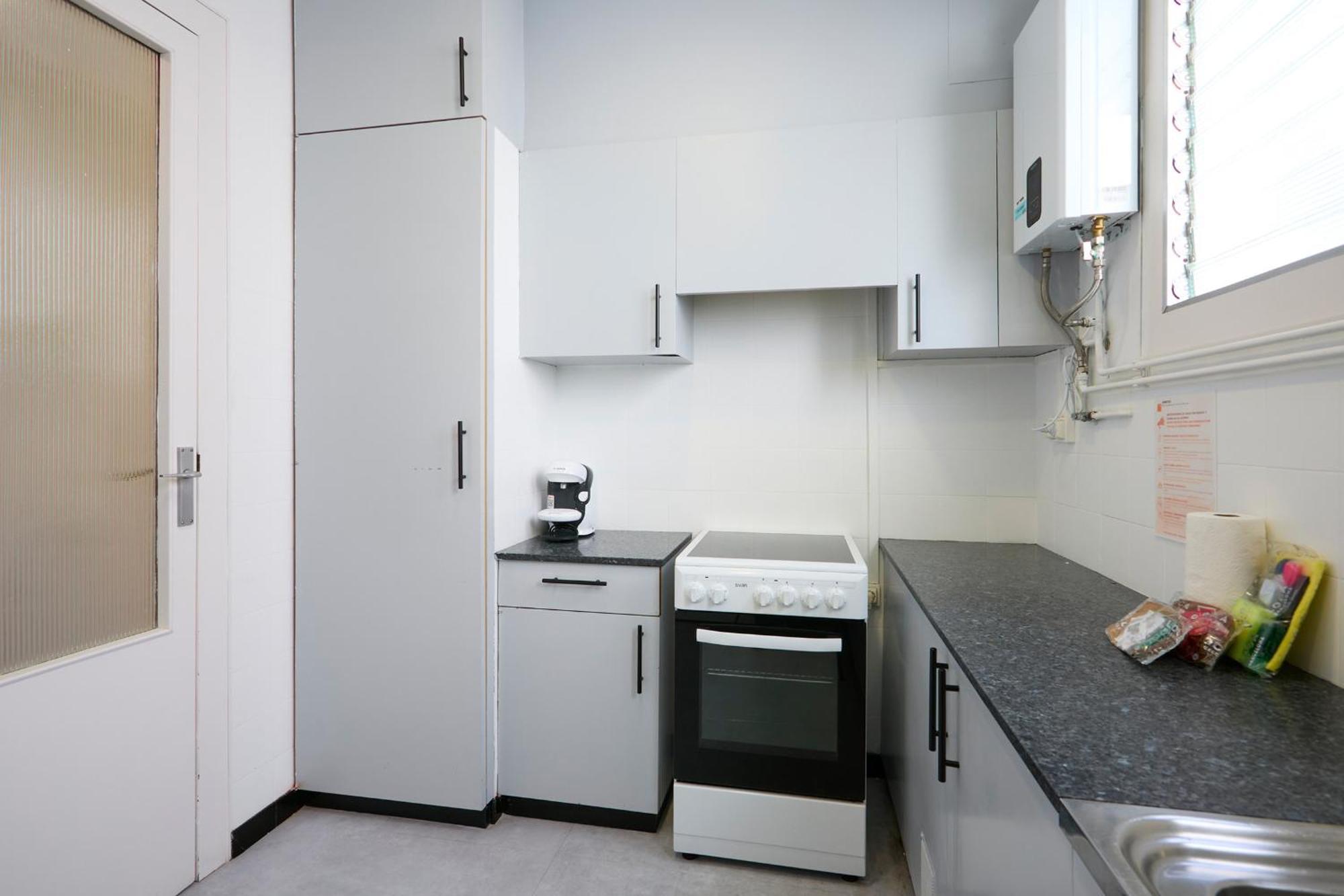 63Par1016- Sunny Apartment In Paralel Barcelona Exterior photo